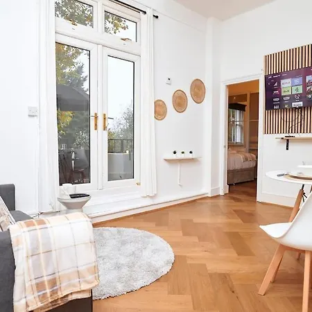 Chic 1-Bed Flat With Terrace In Notting Hill W10 Appartement Londen Buitenkant foto