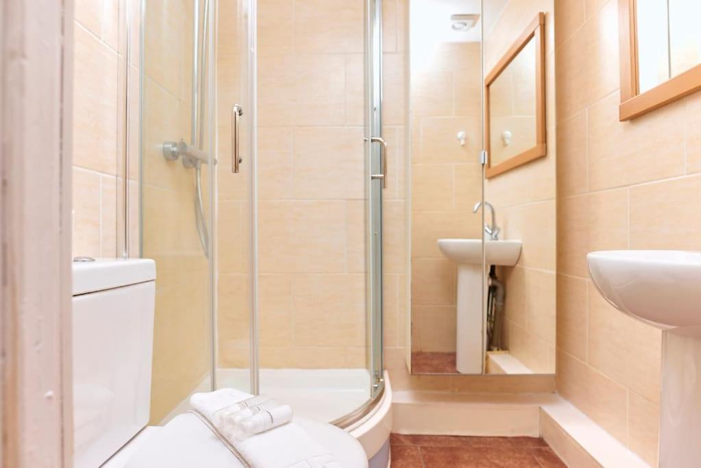 Chic 1-bed Flat With Terrace In Notting Hill W10 Apartment London