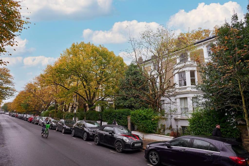 Chic 1-bed Flat With Terrace In Notting Hill W10 London